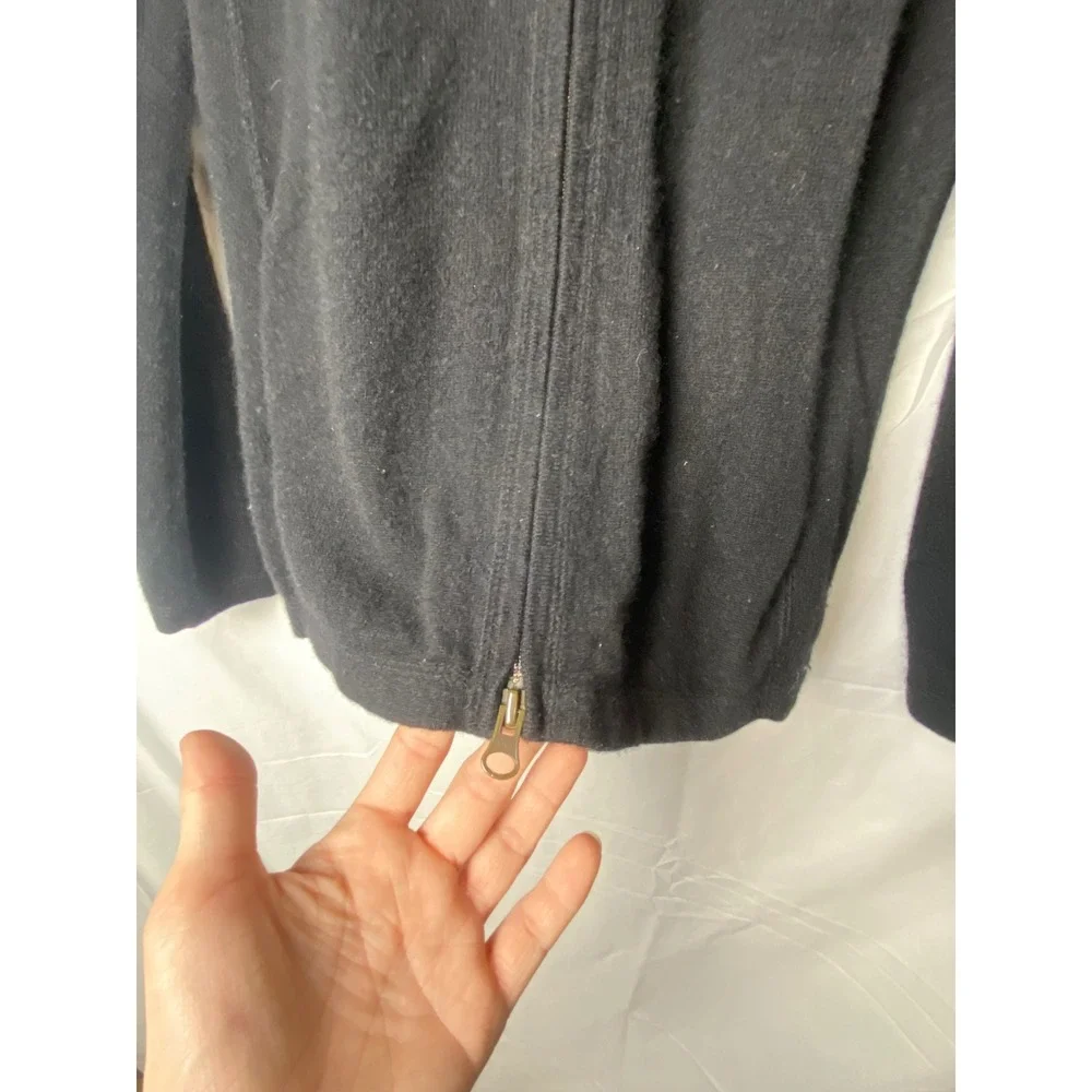 Saks Fifth Avenue Classic Black Cashmere Zip Up Cardigan Sweater Womens M damage